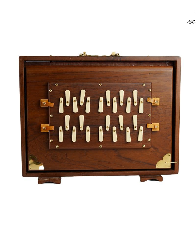 SHRUTI BOX